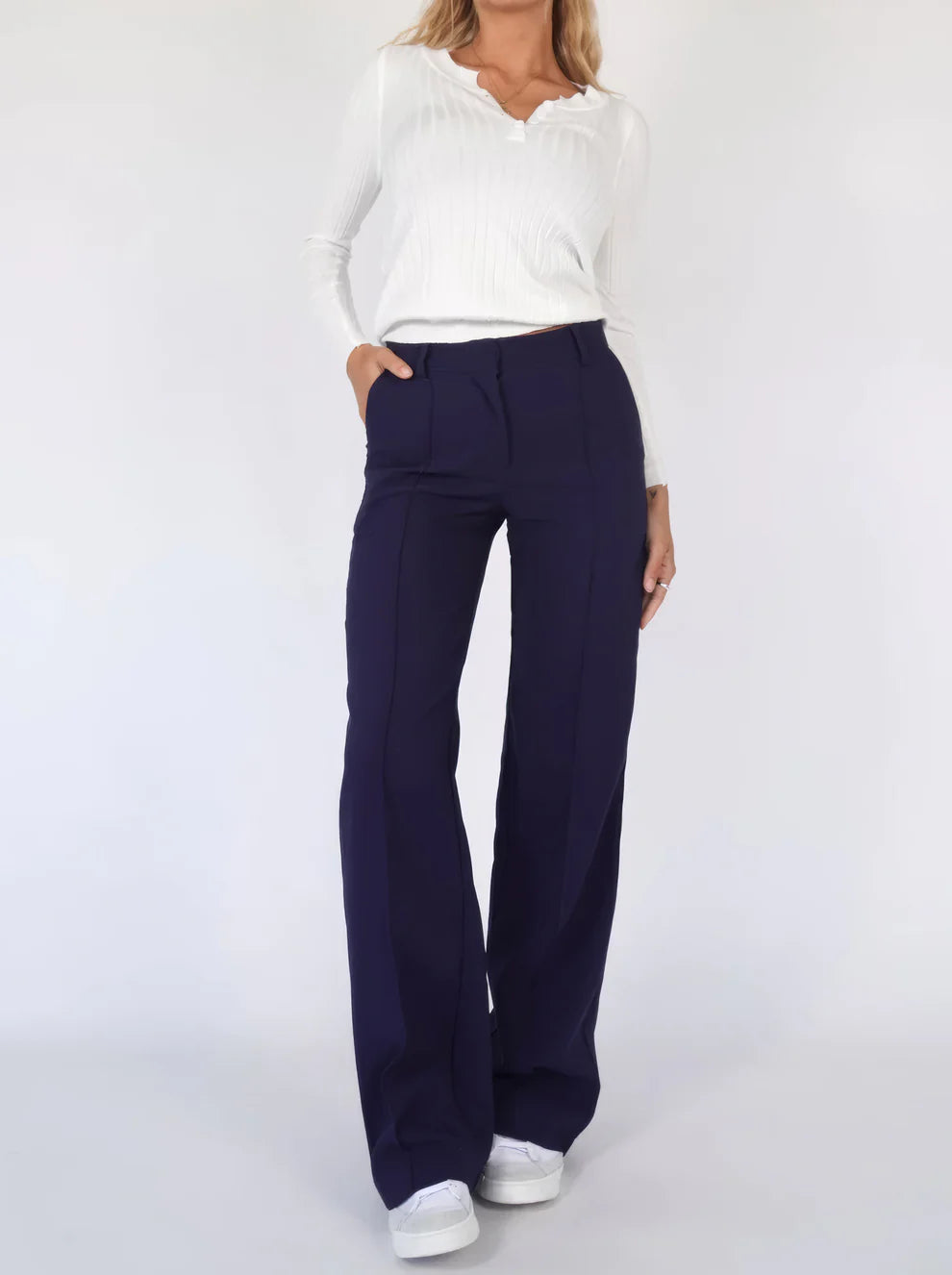 COLETTE | PANTALONES DE CAMPANA ELEGANTES