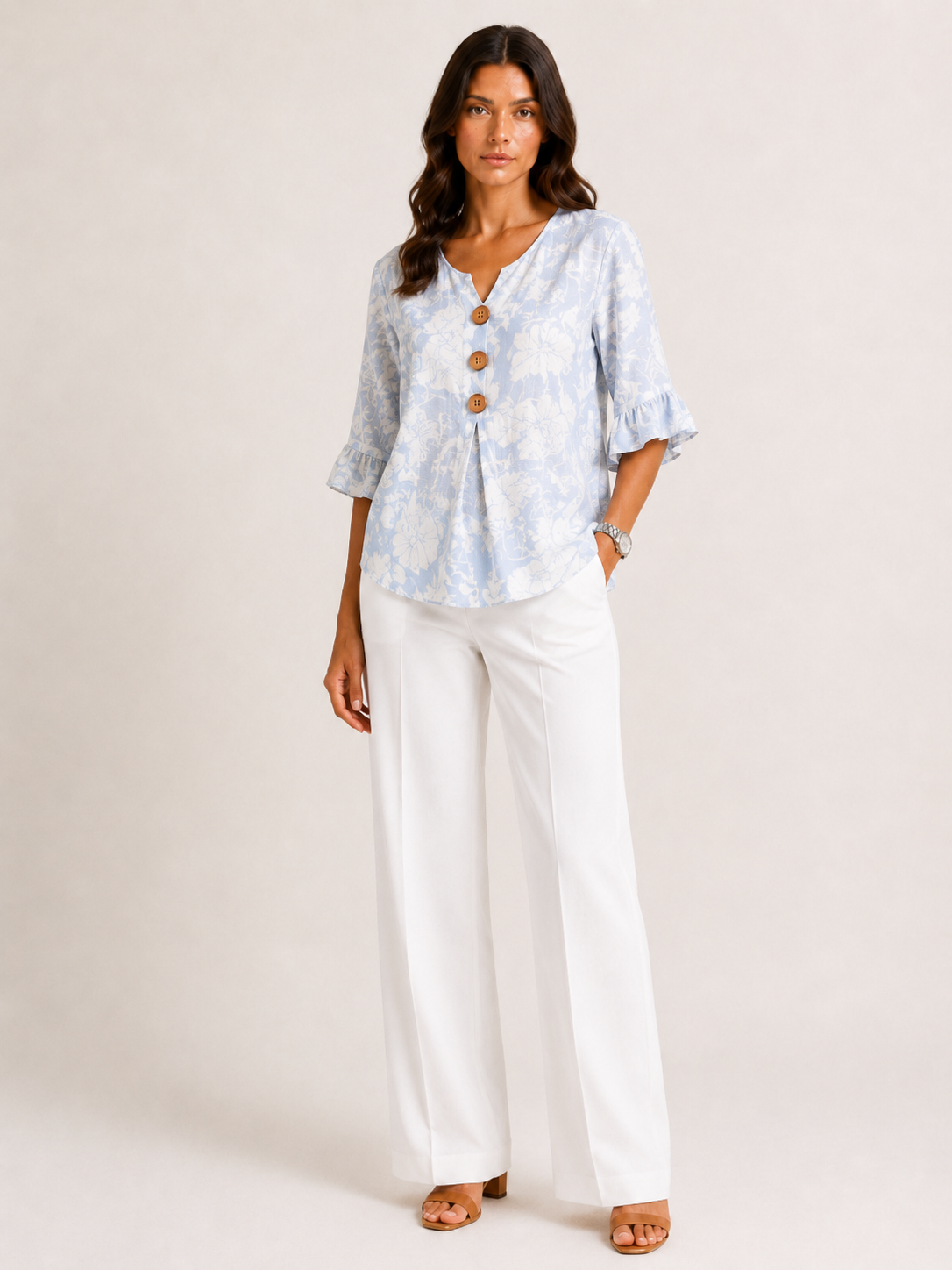 AURA | BLUSA CON BOTONES Y VOLANTES