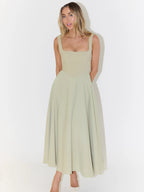 LUNA | VESTIDO MIDI ELEGANTE Y FEMENINO